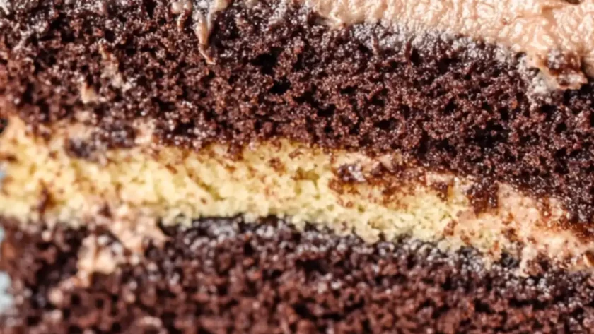Keto Chocolate Cake – Sugar-Free, Moist, and Actually Fluffy