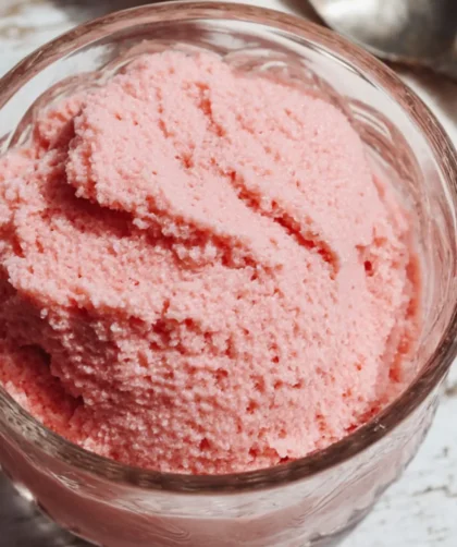 Sugar-Free Strawberry Mousse – Light, Creamy, and Low-Carb