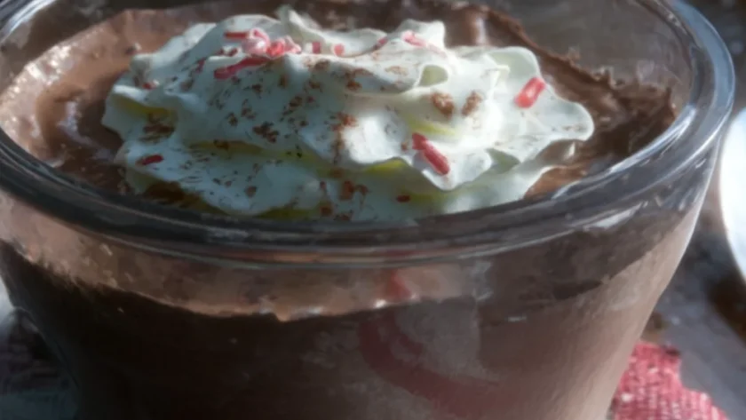 Mocha Pudding – Sugar-Free, Creamy, and Peppermint-Cool